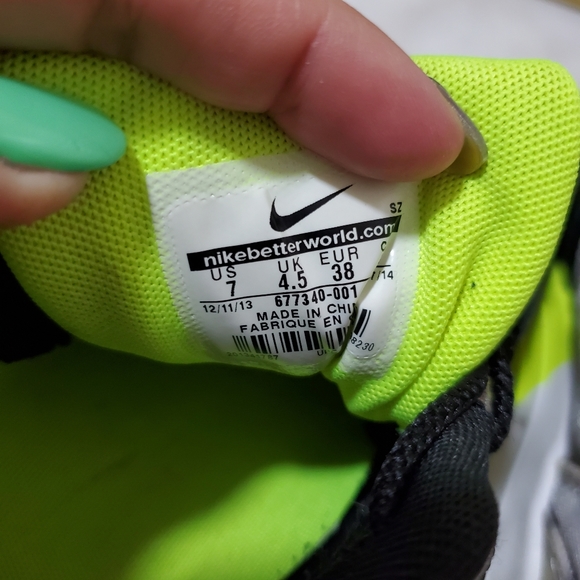 NIKE Airmax 90 - Picture 7 of 7